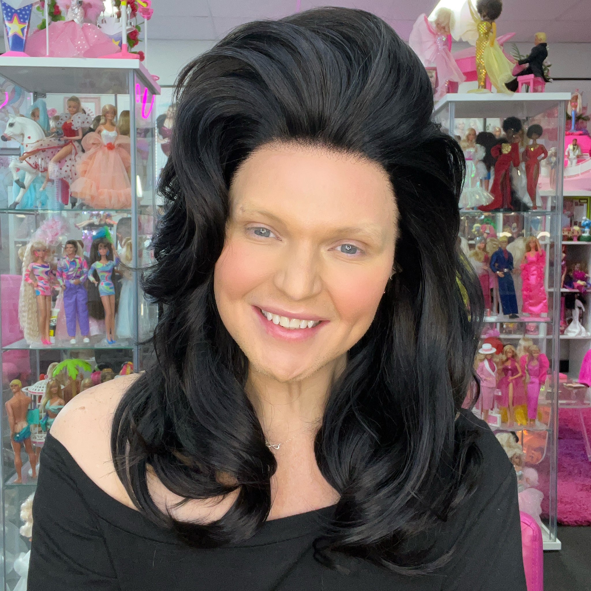 WIGS-BY-VANITY-90_S-SUPERMODEL-MIDNIGHT-STAR-2_7993e4ee-ce47-4e73-b092-272be7596a1a
