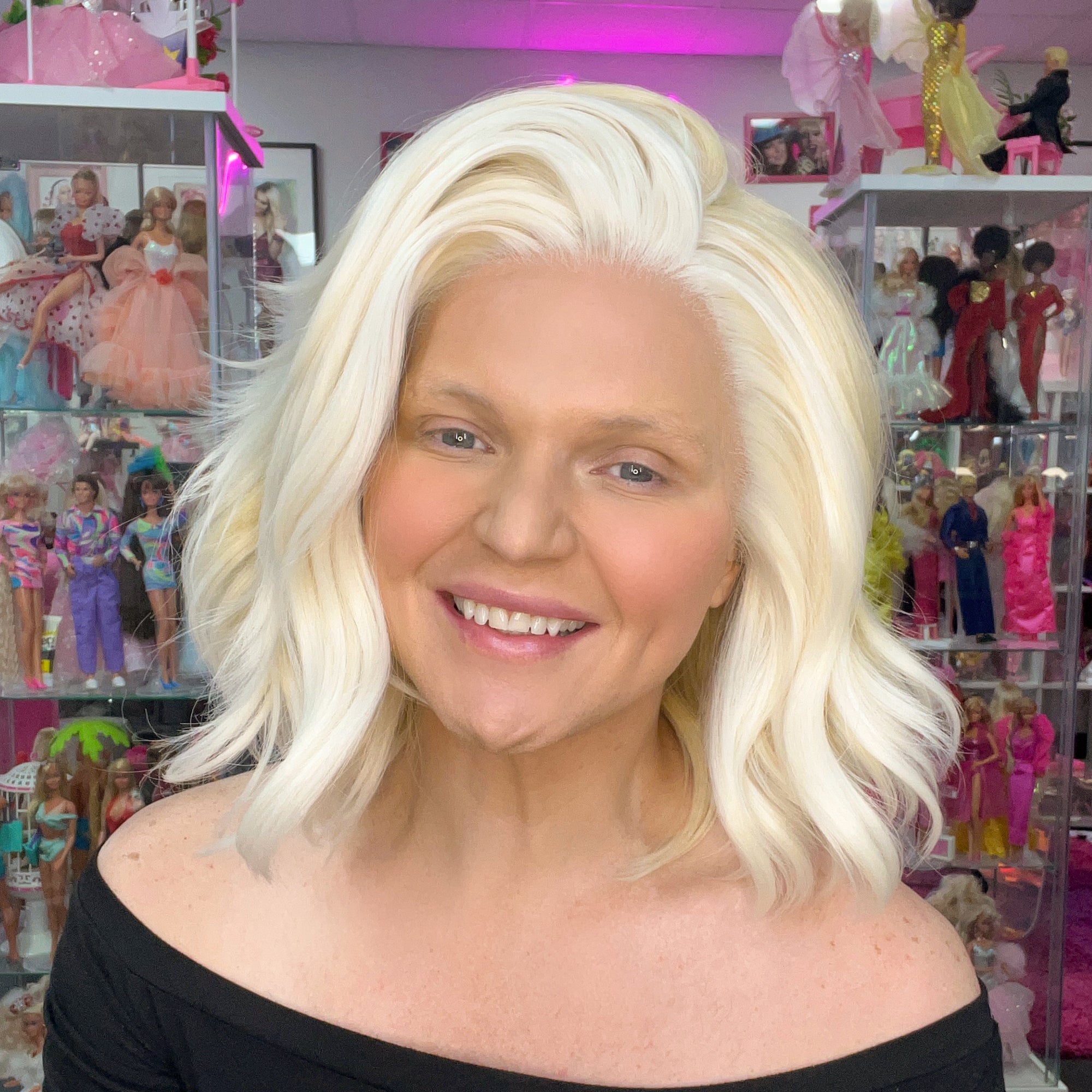 Charlize - Bombshell- Stage Lace