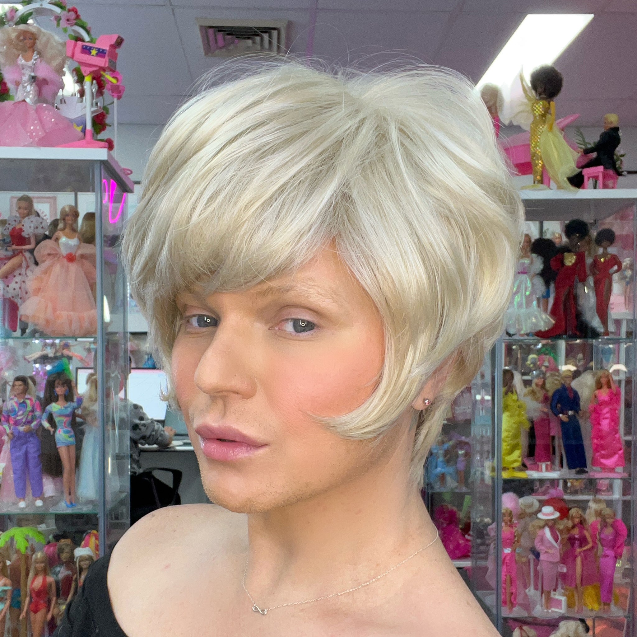 WIGS-BY-VANITY-LIZA-ILLEGALLY-BLONDE-1
