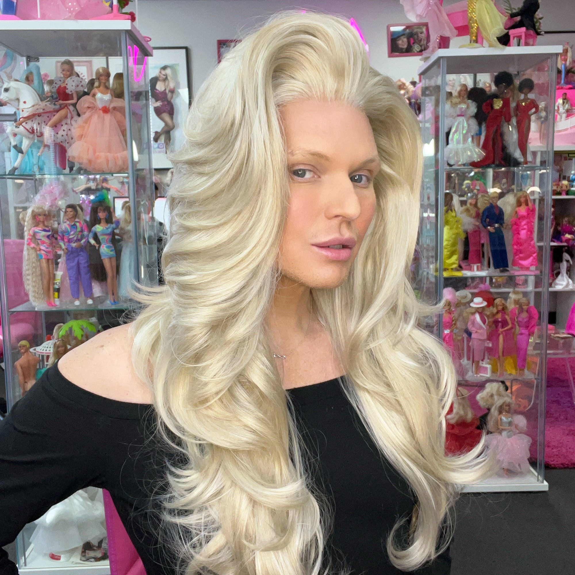 Ultimate Vanity - Illegally Blonde - Stage Lace