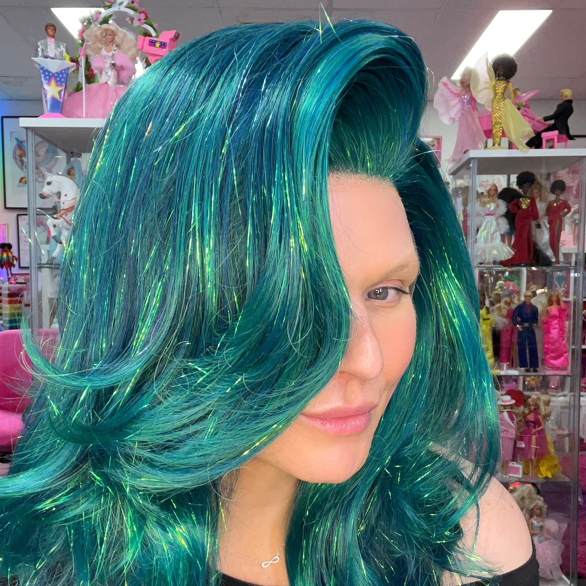 Ultimate Vanity - Jewel Beetle - Stage Lace