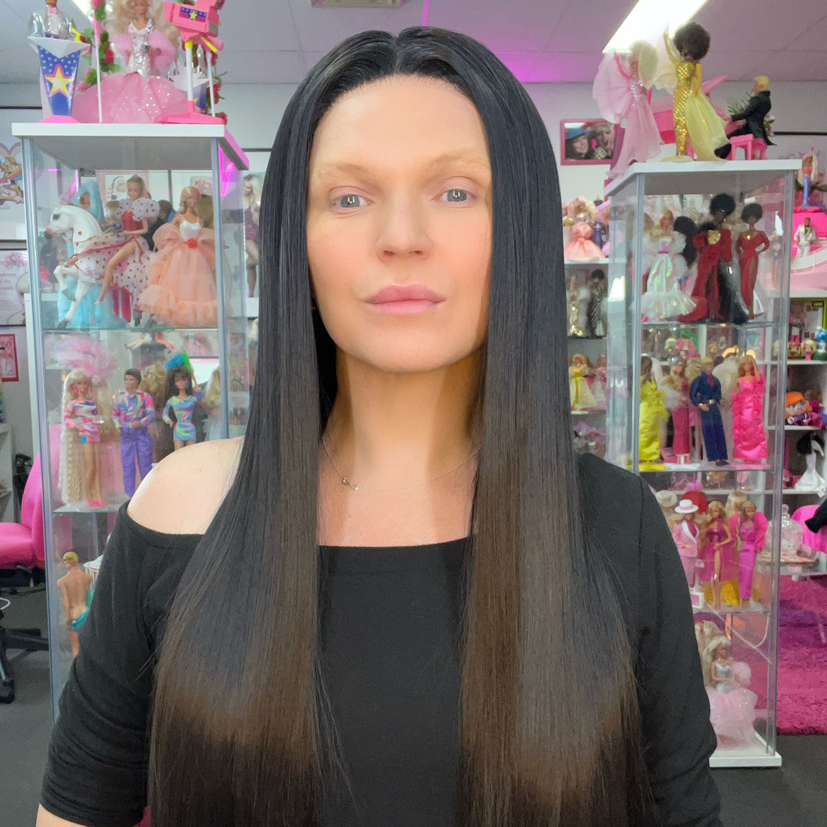 WIGS-BY-VANITY-70_S-CHER-MIDNIGHT-STAR-3