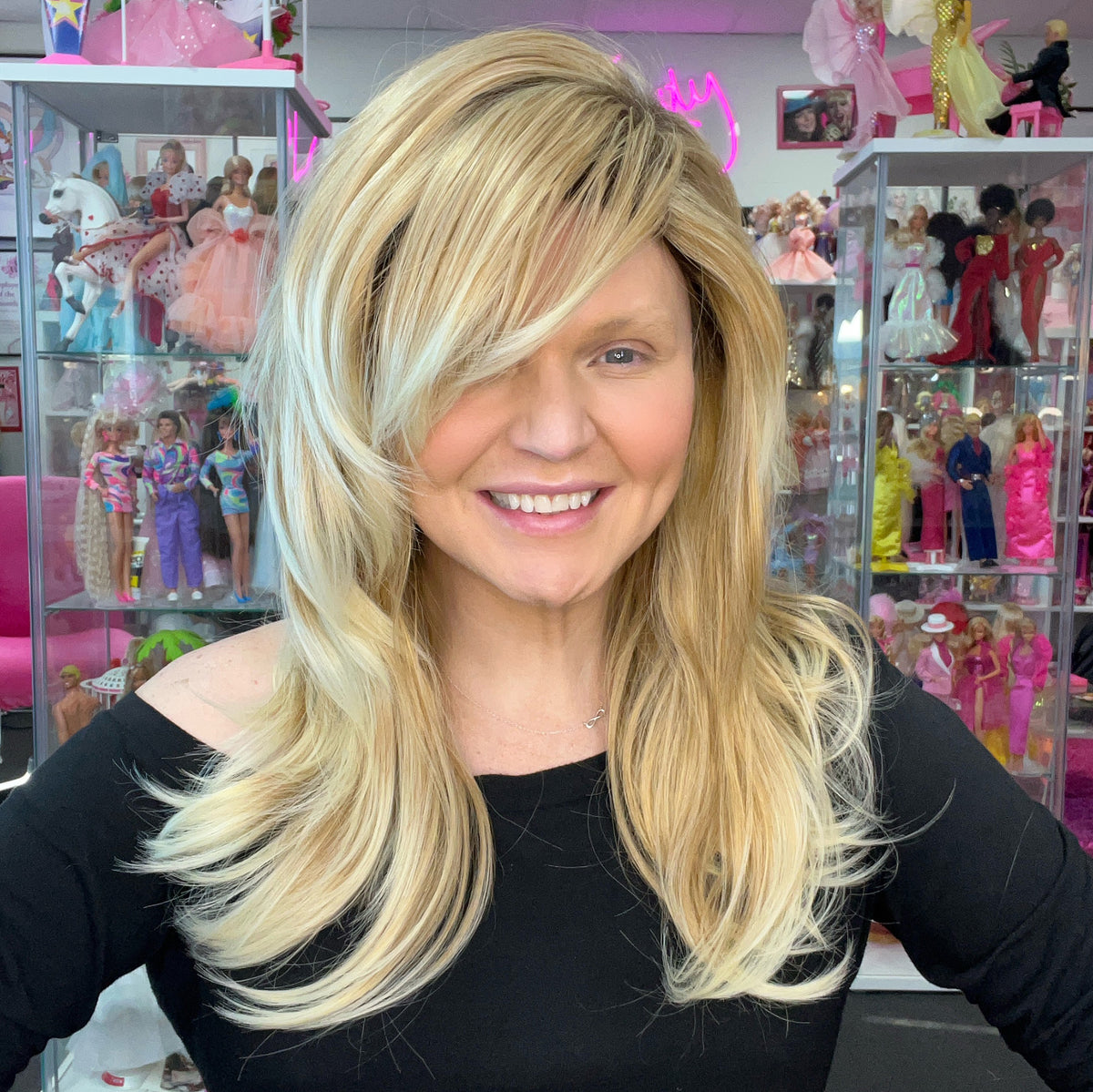 WIGS-BY-VANITY-90_S-SUPERMODEL-TOPPER-MISS-AUSTRALIA-1_84902513-11bb-42dc-a038-441b93175f28