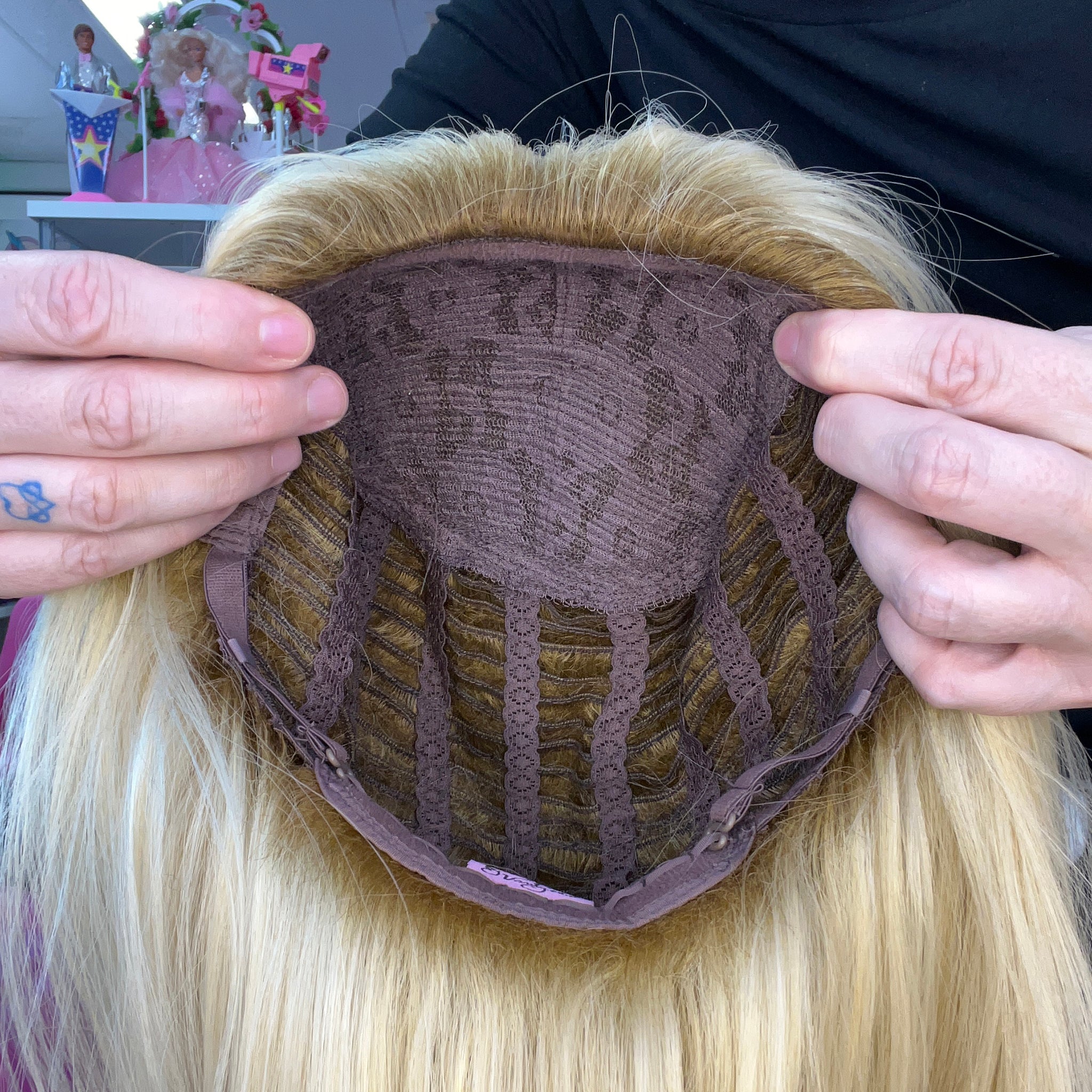 WIGS-BY-VANITY-90_S-SUPERMODEL-TOPPER-MISS-SWEDEN-2