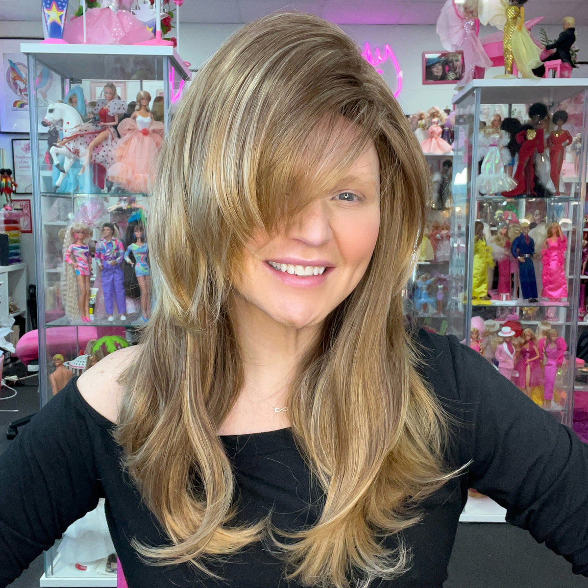 WIGS-BY-VANITY-90_S-SUPERMODEL-TOPPER-MISS-VENEZUELA