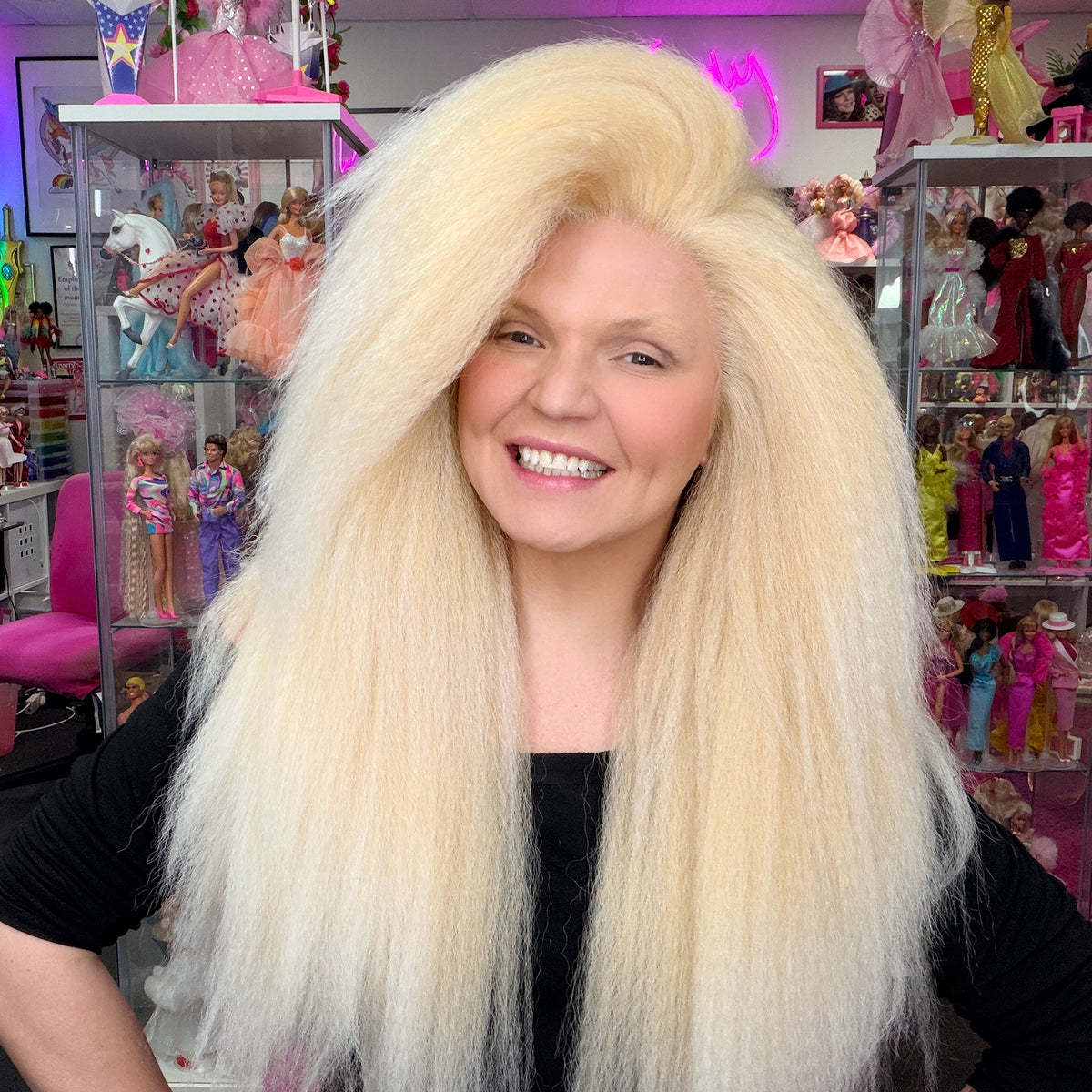 WIGS-BY-VANITY-CRAZY-CRIMP-BOMBSHELL-1