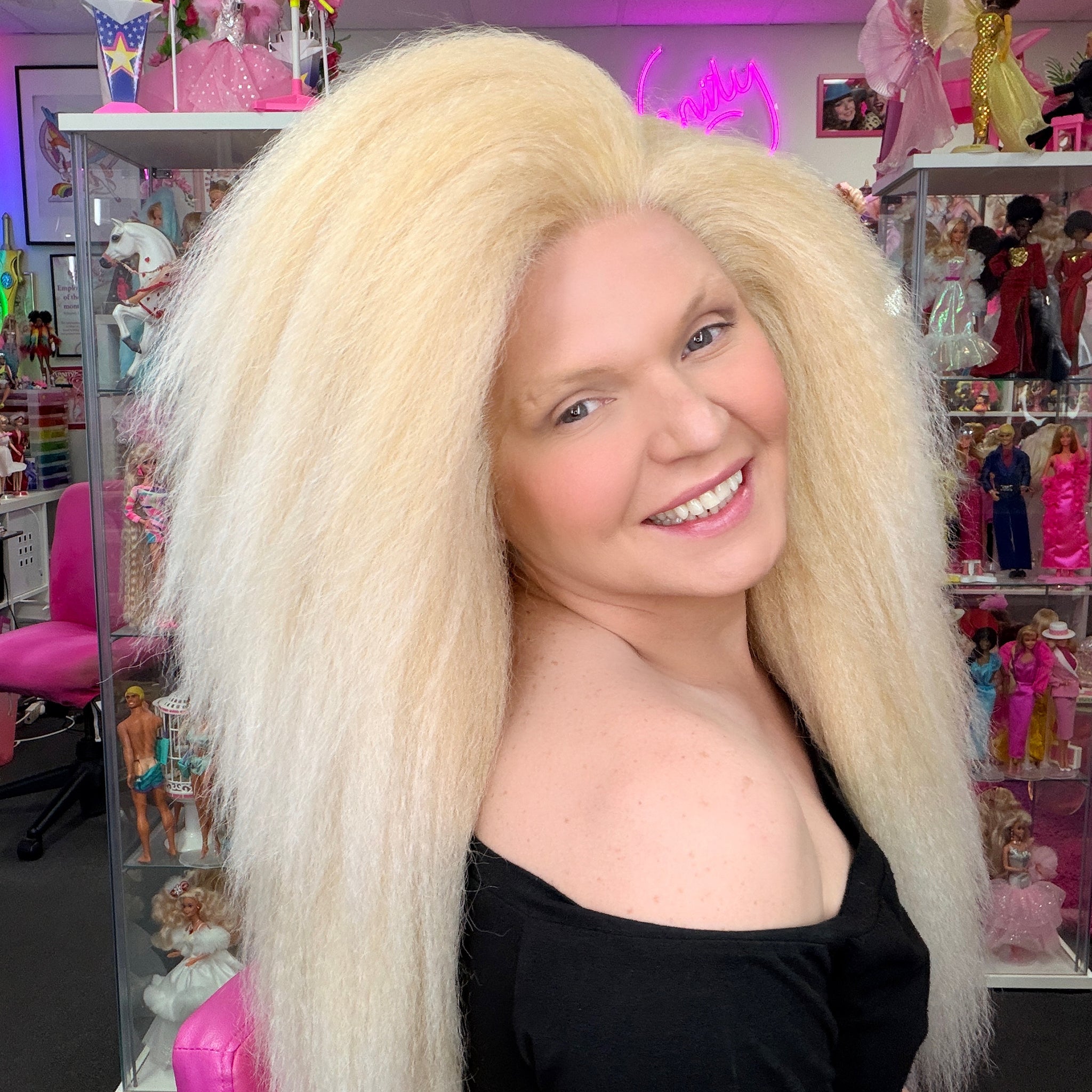 WIGS-BY-VANITY-CRAZY-CRIMP-BOMBSHELL-3