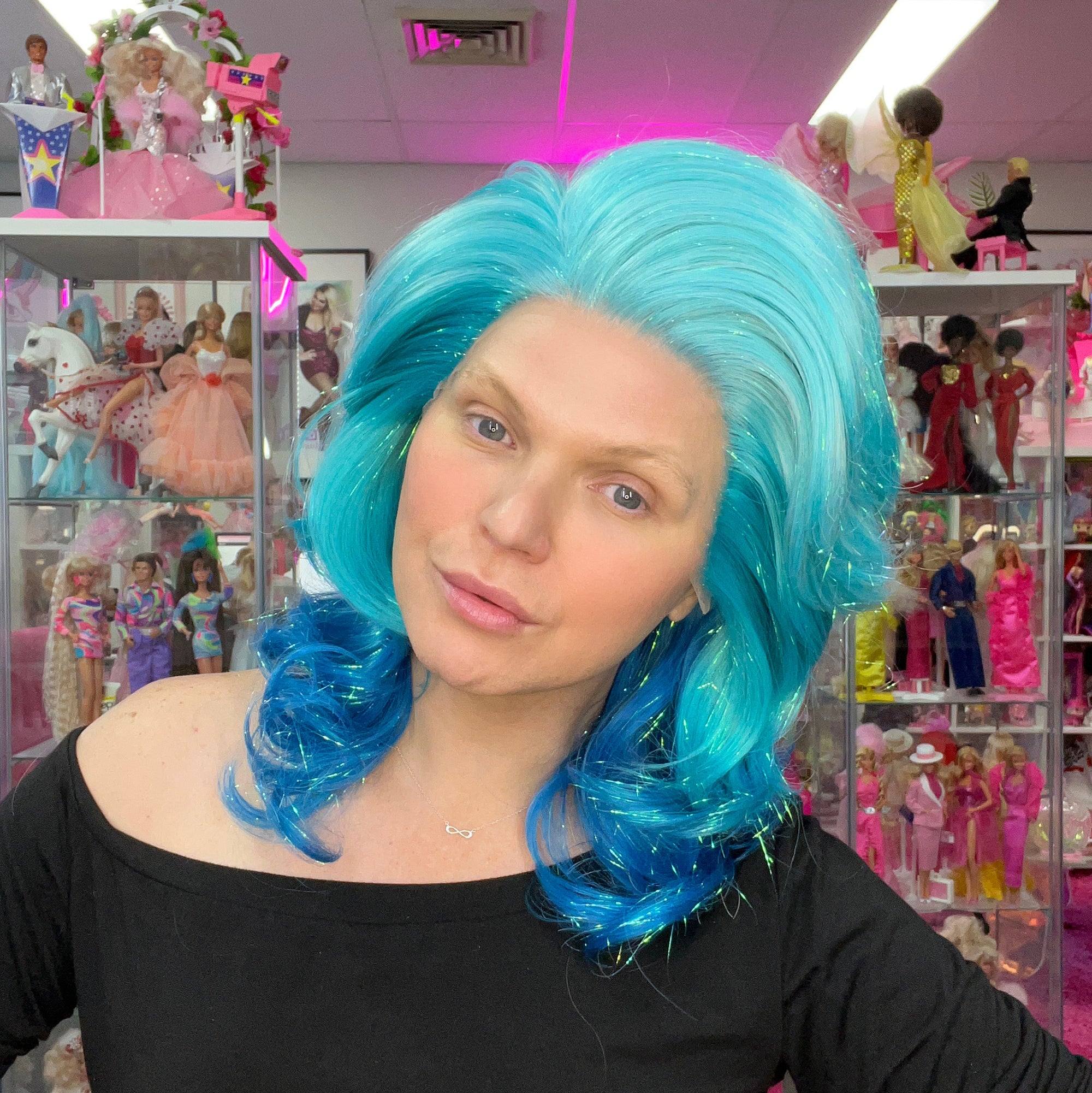 Delta - Queen Of Cyan - Stage Lace