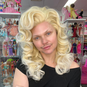 WIGS-BY-VANITY-DELUXE-DOLLY-BOMBSHELL-1