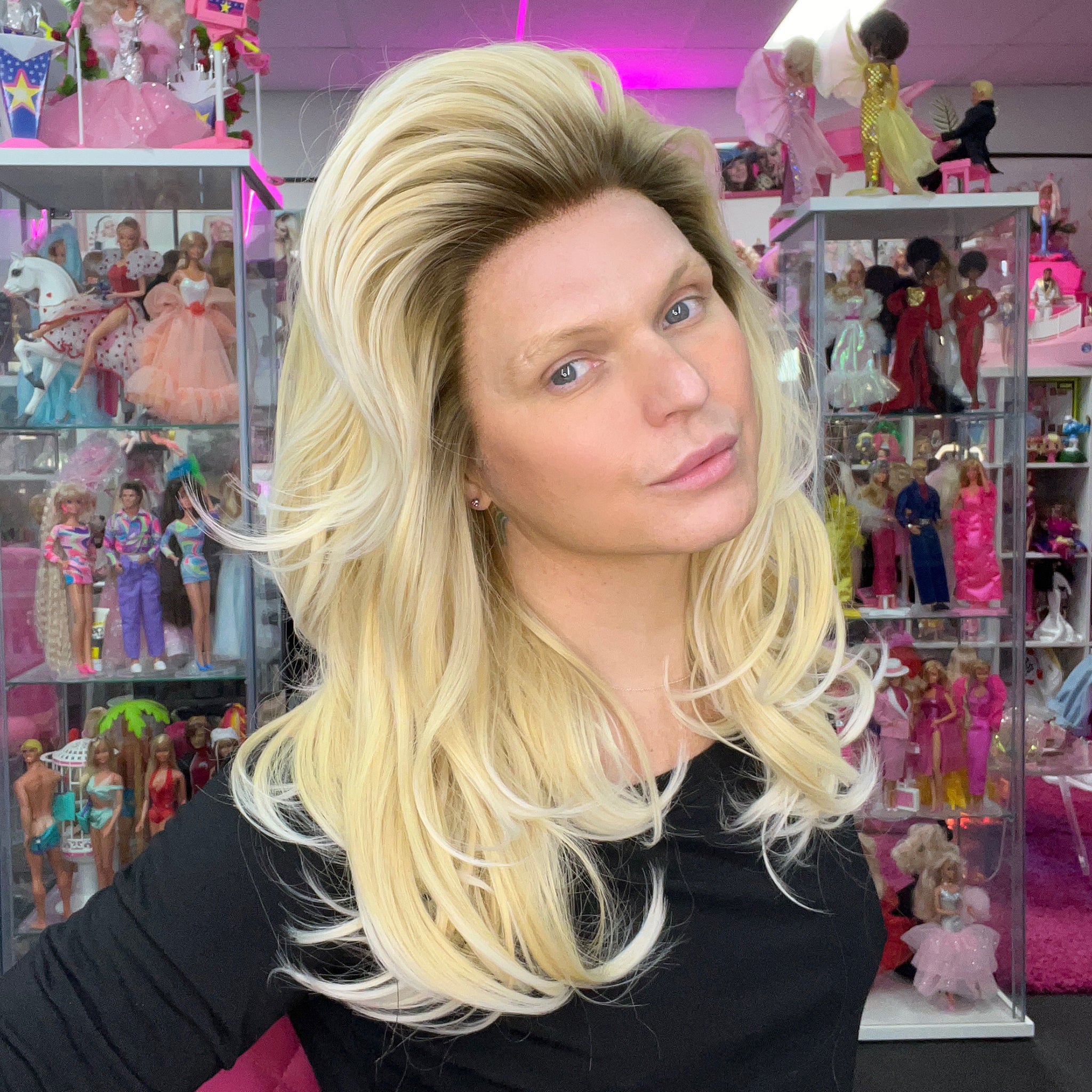 WIGS-BY-VANITY-MISS-SWEDEN-90_S-SUPERMODEL-1