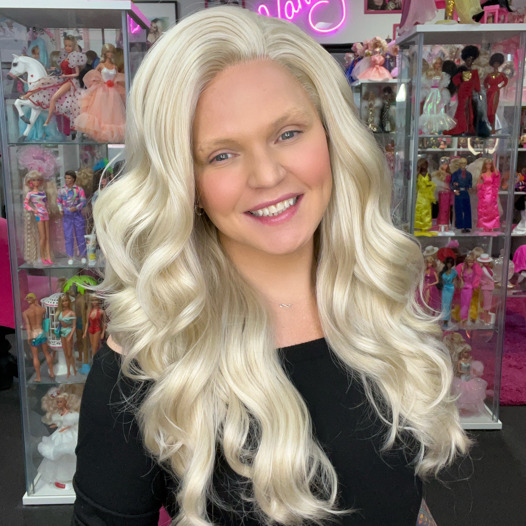WIGS-BY-VANITY-NEW-COURTNEY-ILLEGALLY-BLONDE-2
