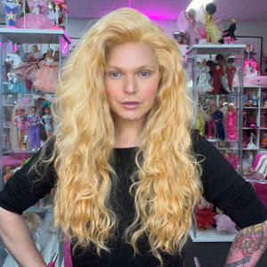 WIGS-BY-VANITY-NIKITA-THE-SHADE-OF-RUPAUL-1
