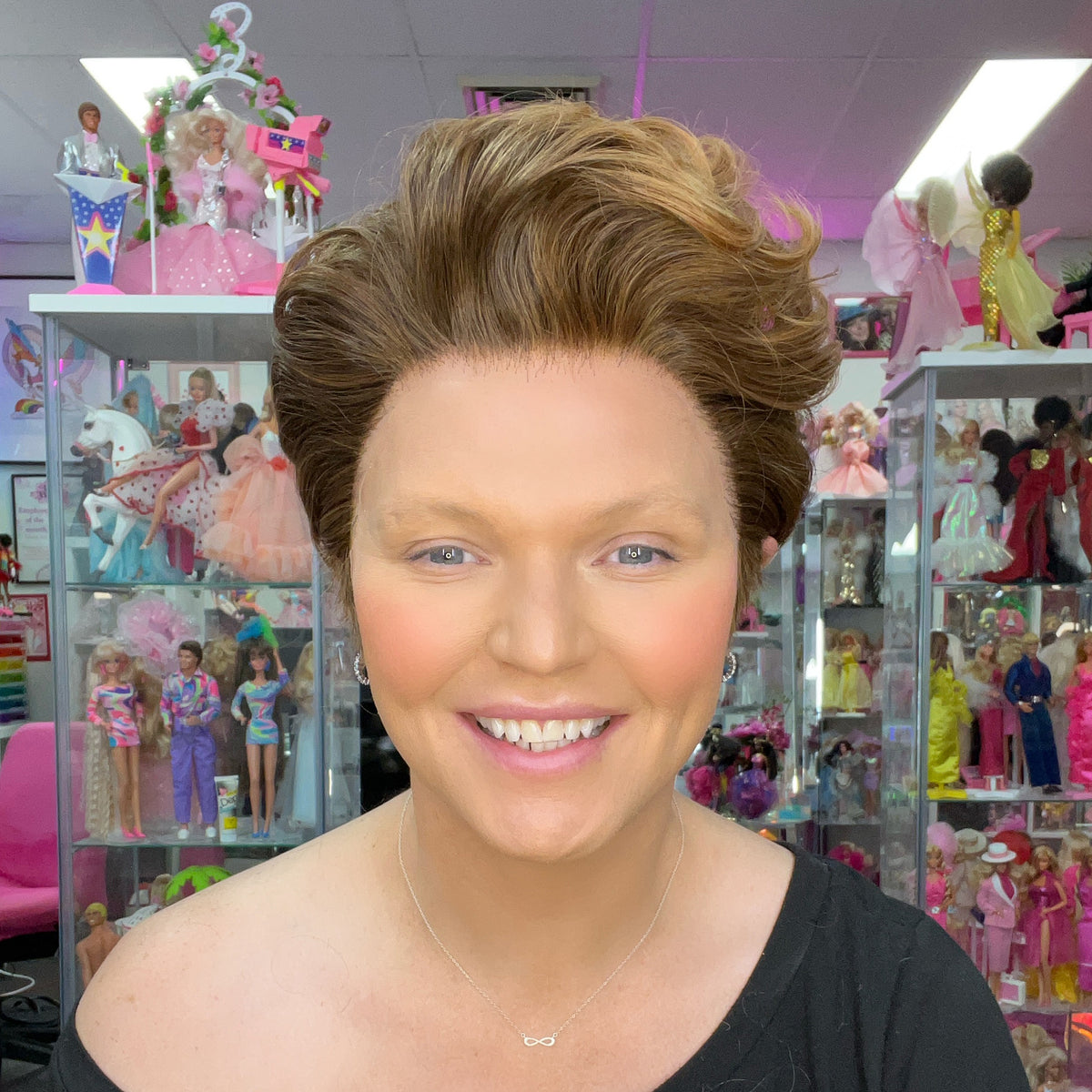 WIGS-BY-VANITY-THE-KING-BROWN-SUGAR-2_92a61865-603e-4f08-b9ce-7a6bdd9f2708