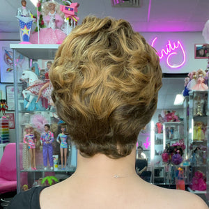 WIGS-BY-VANITY-THE-KING-BROWN-SUGAR-3_dd7e676f-5696-472a-81c2-1fc9a52650bb