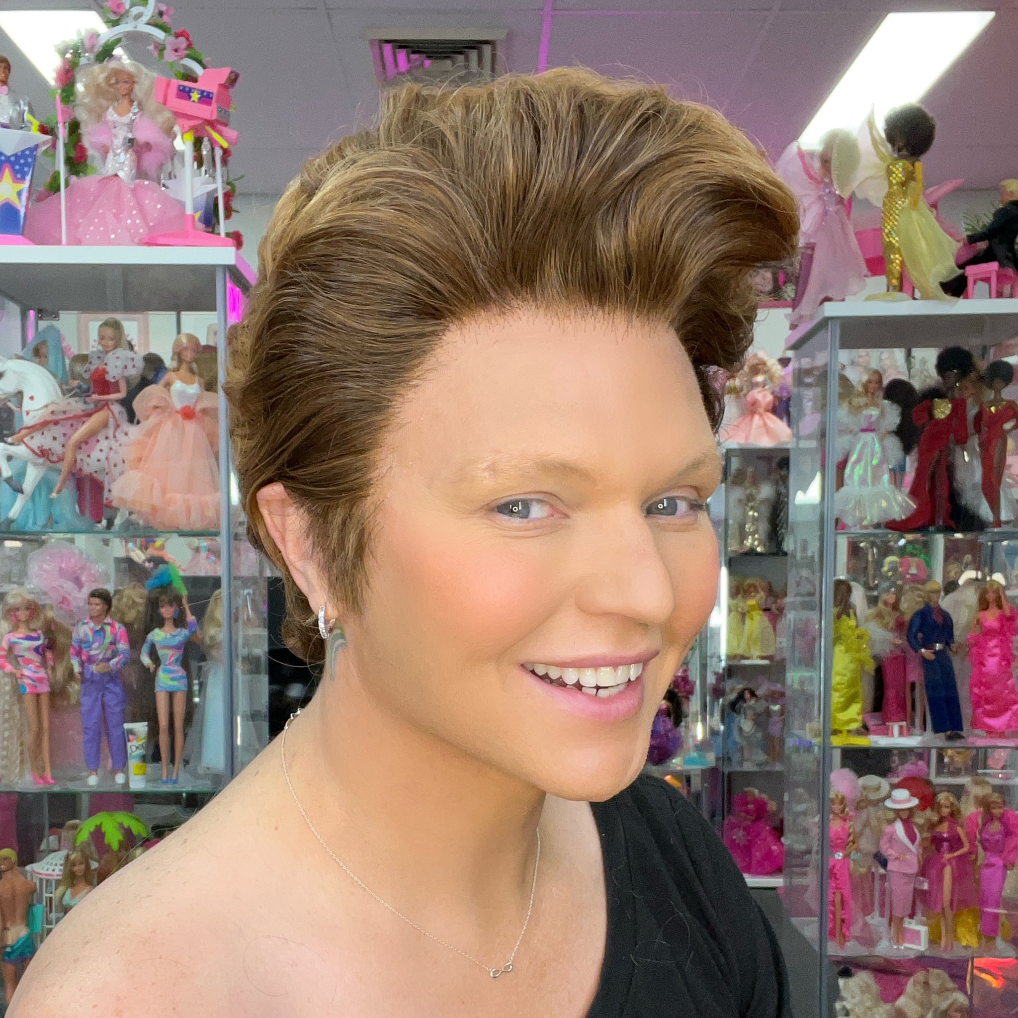 WIGS-BY-VANITY-THE-KING-BROWN-SUGAR-4_db389205-eac1-40f5-b25b-02e22abf050c