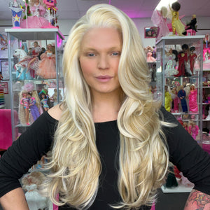 WIGS-BY-VANITY-ULTIMATE-VANITY-BLEACHED-BEECH-2_3412b861-571d-417a-8d07-9531495109ad