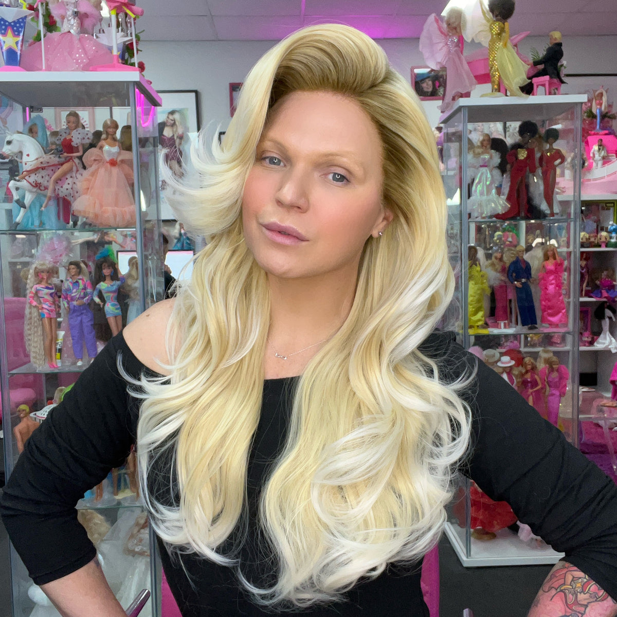 WIGS-BY-VANITY-ULTIMATE-VANITY-MISS-SWEDEN-SWISS-LACE-1