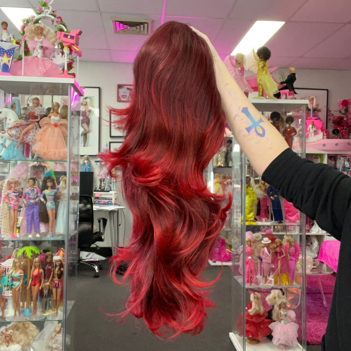 WIGS-BY-VANITY-ULTIMATE-VANITY-TOPPER-CHERRY-COLA-1