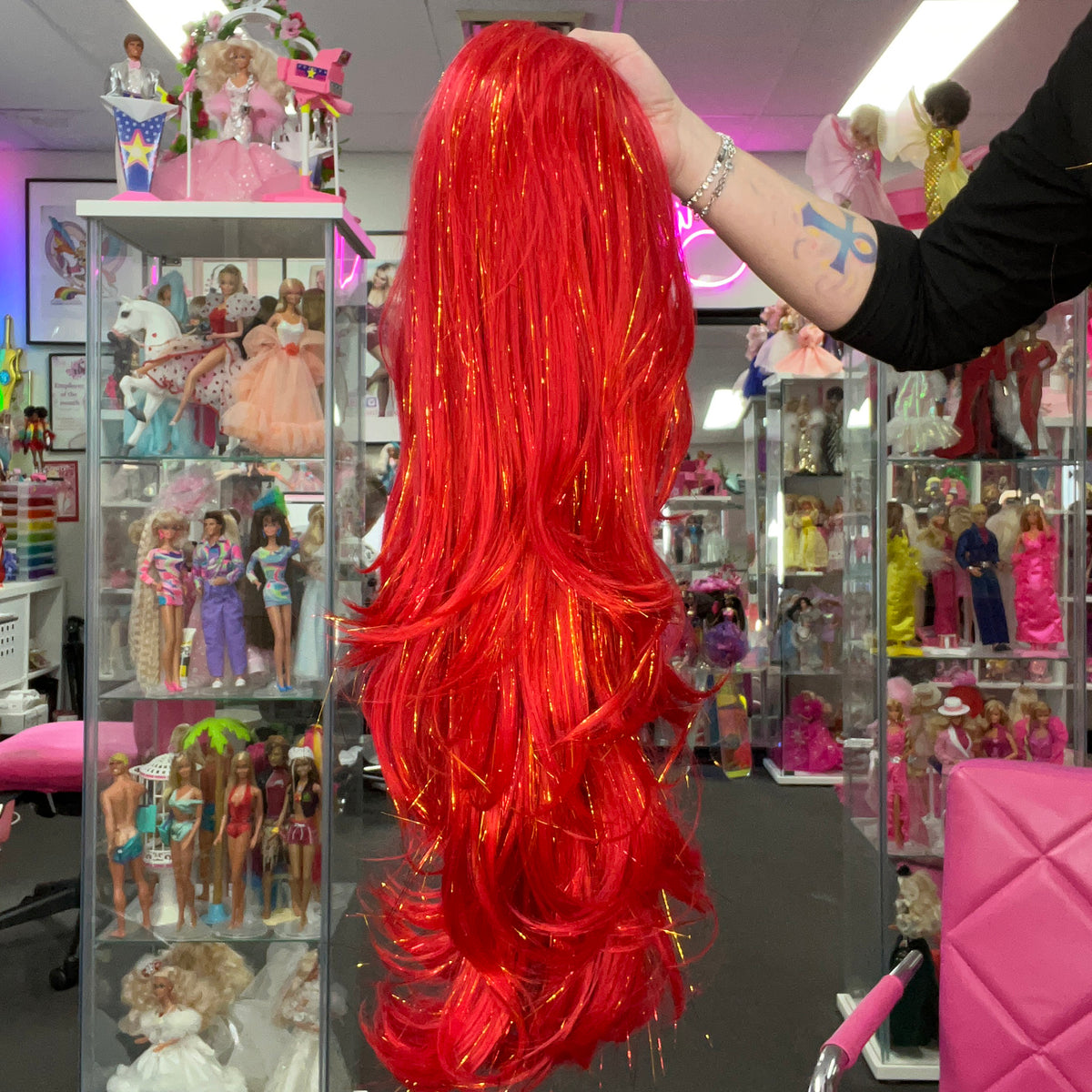 WIGS-BY-VANITY-ULTIMATE-VANITY-TOPPER-HOLLY-BERRY-1